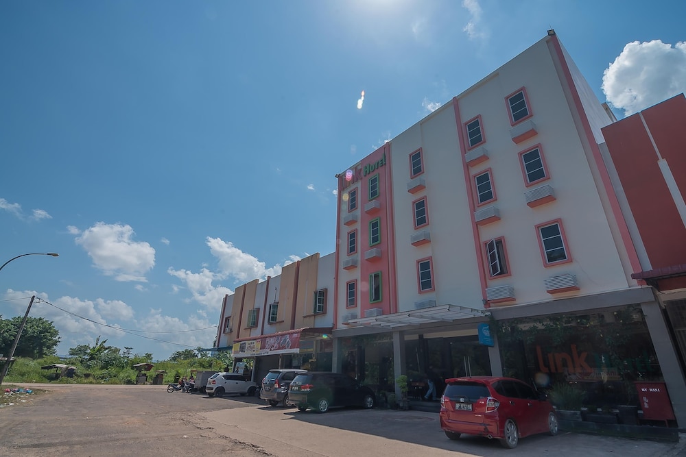 Link Hotel - carbon neutral hotel in Batam