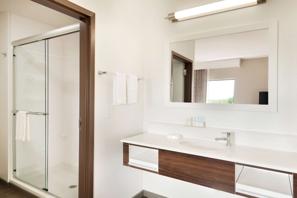 Hampton Inn & Suites Lavonia - photo 19