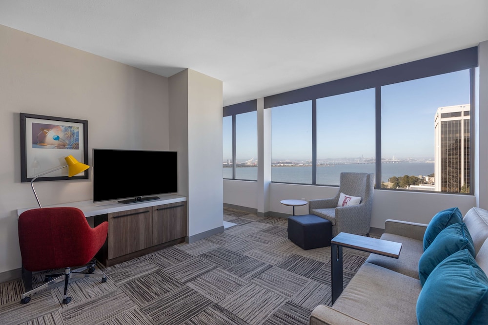 Hilton Garden Inn San Francisco Oakland Bay Bridge - photo 29