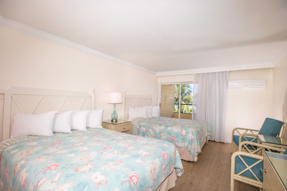 Tween Waters Island Resort & Spa - photo 13