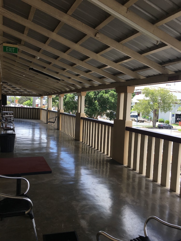 Taylors Hotel - carbon neutral hotel in Mackay