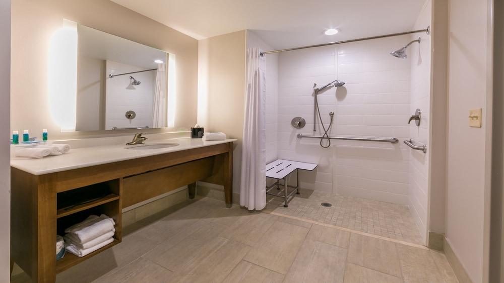 Holiday Inn Express Gatlinburg Downtown by IHG - photo 41