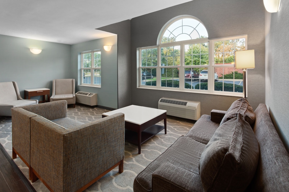 Americas Best Value Inn & Suites Racine - photo 8