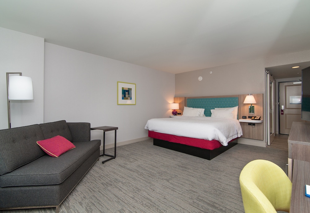 Hampton Inn Norwich - photo 10