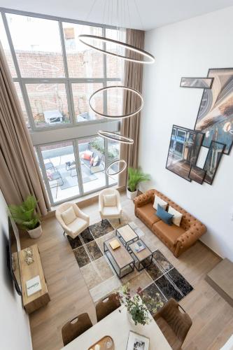 General Oraa Darya Living in Madrid, Spain