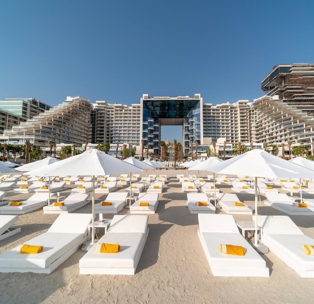 FIVE Palm Luxury 1BR Apartment with Stunning Views — 4-Star Luxury Hotel in Dubai, United Arab Emirates