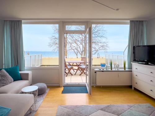 Str 107 Strandallee 124 Seeblick — Scharbeutz