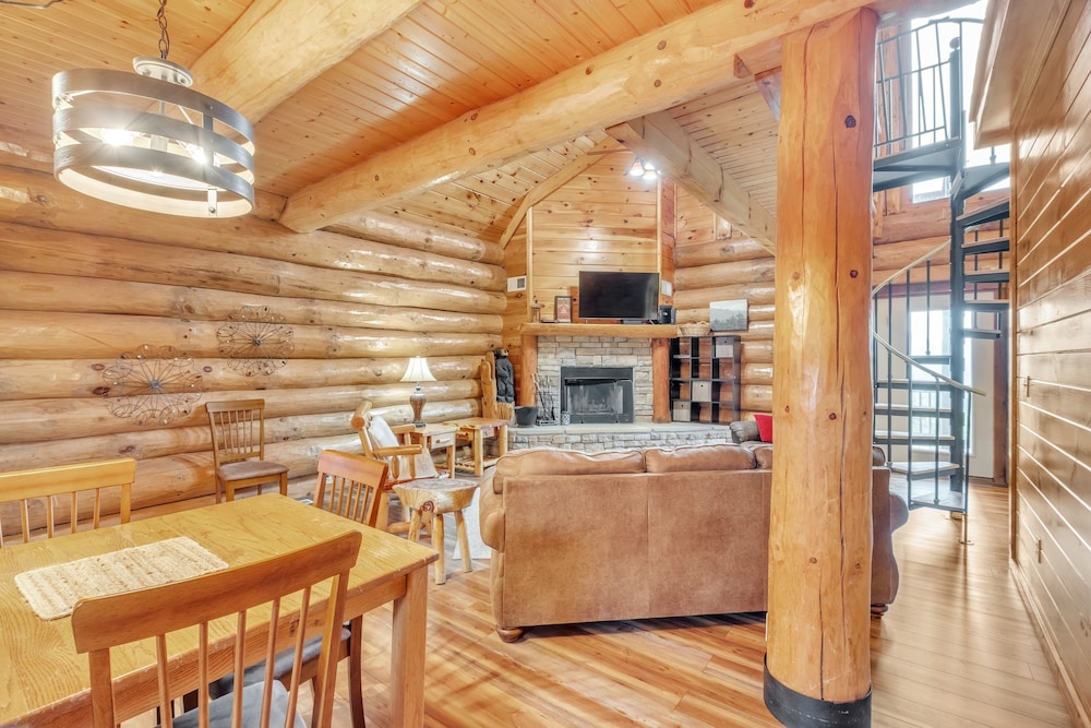 Sky Views Panoramic Views 2 Bedroom Cabin by Heavenly Views Resort - photo 18