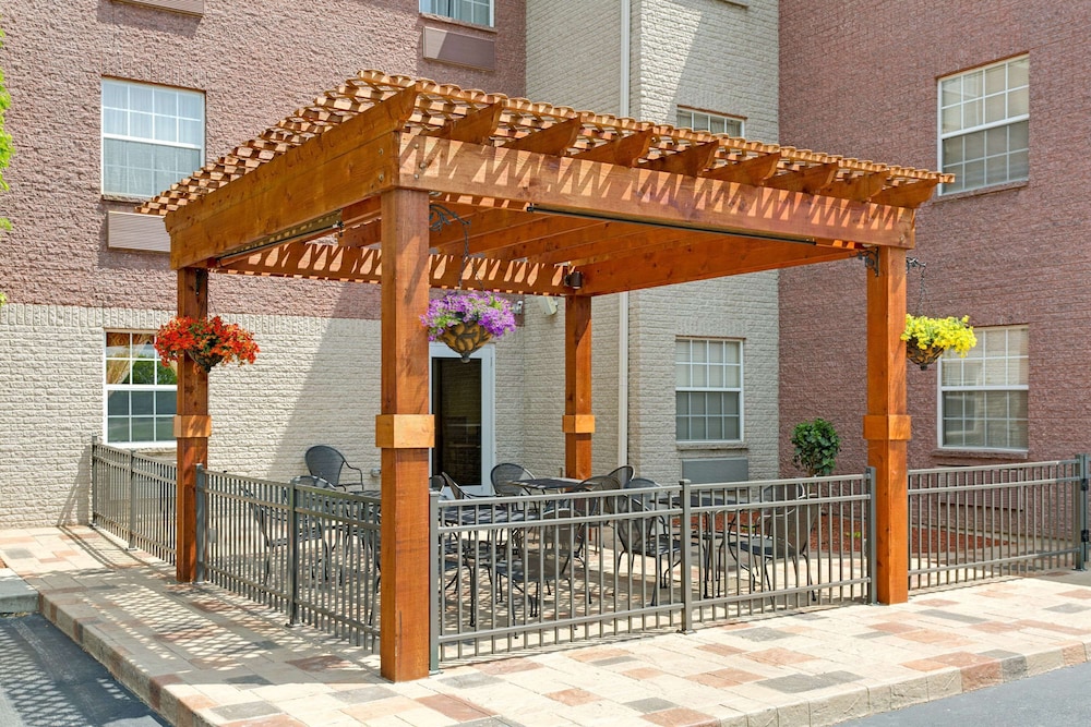 Hawthorn Extended Stay by Wyndham Cincinnati Sharonville - photo 16