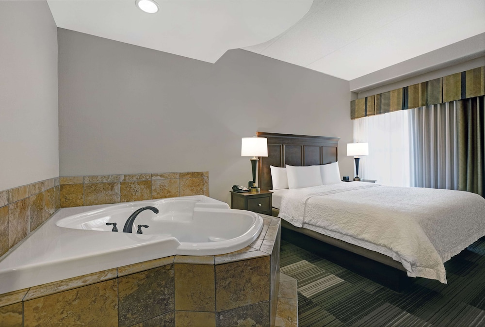 Hampton Inn & Suites Pigeon Forge On The Pkwy - photo 20