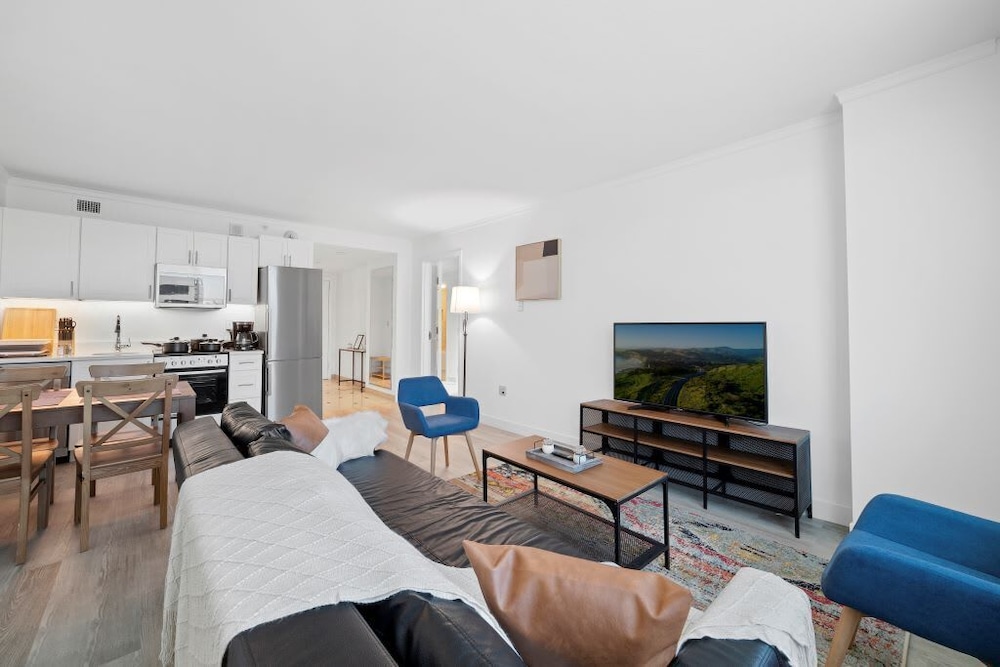 2br 3ba Condo Right Between Hard Rock and Ocean Casino - photo 14