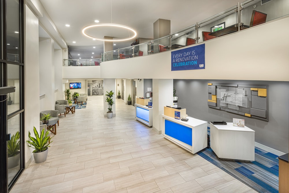 Holiday Inn Express & Suites Atlanta Downtown by IHG - photo 110