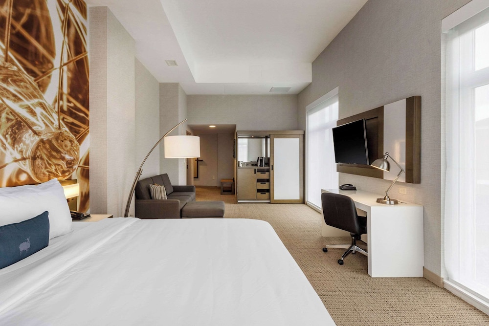 Cambria Hotel West Orange - photo 37