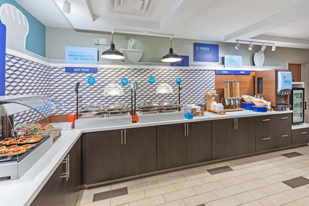 Holiday Inn Express Picayune Stennis Space Center by IHG - photo 32