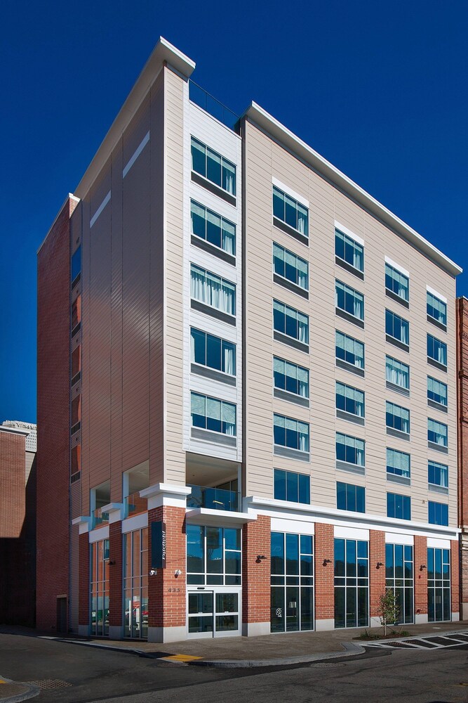 Fairfield Inn & Suites by Marriott Pittsburgh Downtown - photo 2