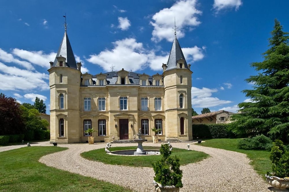 Chateau Pontet d'Eyrans & Spa — hotel in Blaye