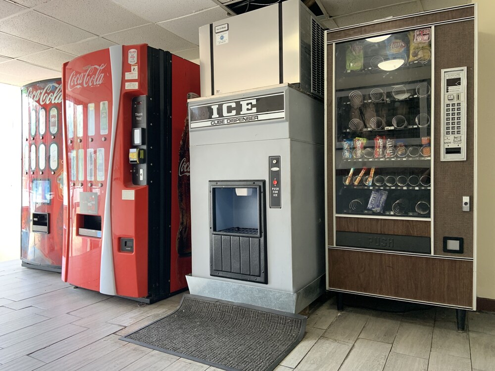 Real Value Inn - photo 18
