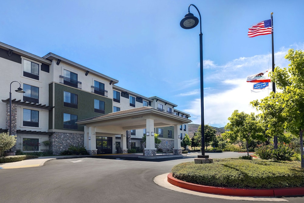 Hampton Inn & Suites San Luis Obispo - photo 53