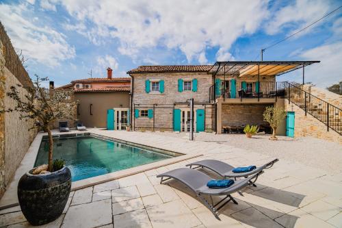 Villa Mint with Pool — 4-Star Luxury Hotel in Pazin, Croatia