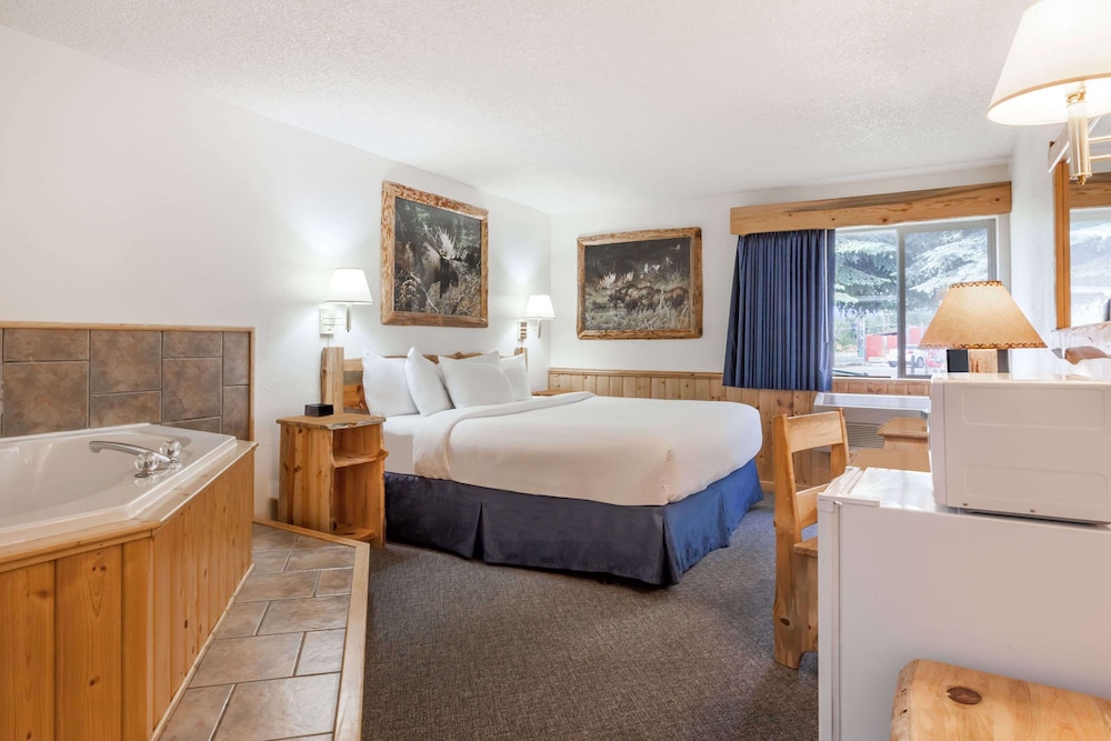 Days Inn by Wyndham Sandpoint - photo 18