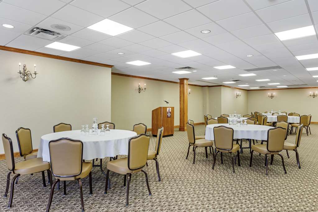 Best Western Plus Dutch Haus Inn and Suites - photo 48