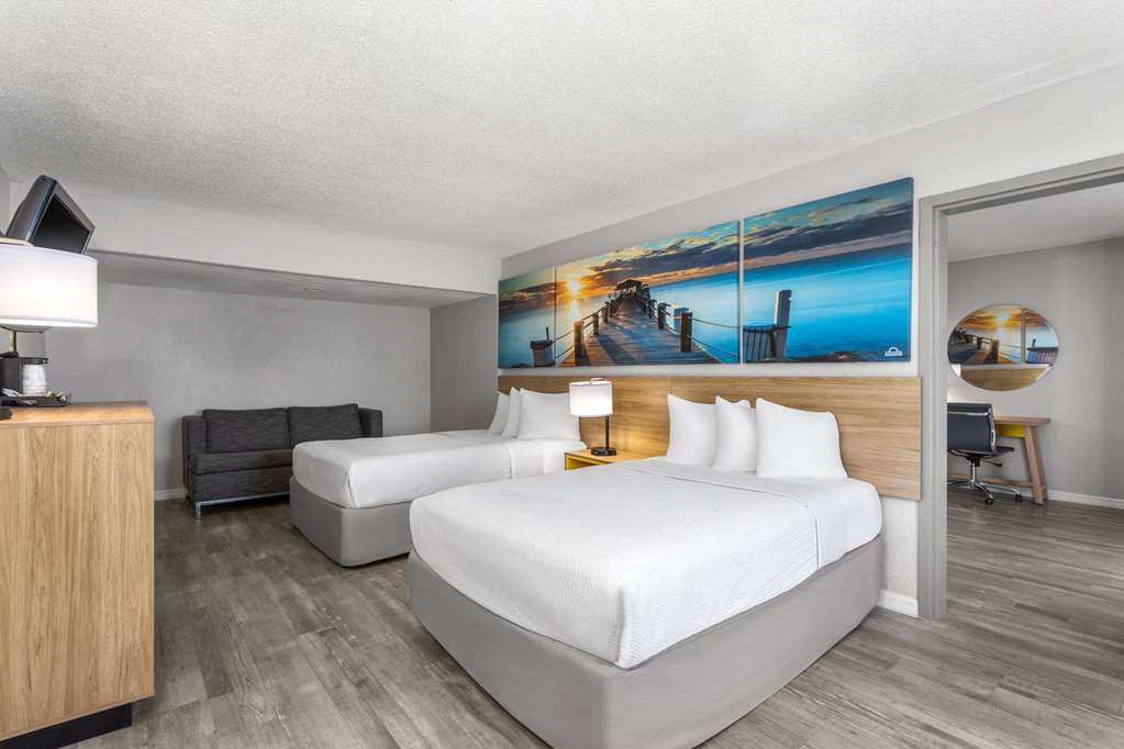 Days Inn by Wyndham Wildwood I 75 - photo 21
