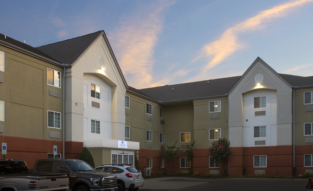Candlewood Suites Richmond South by IHG - photo 53