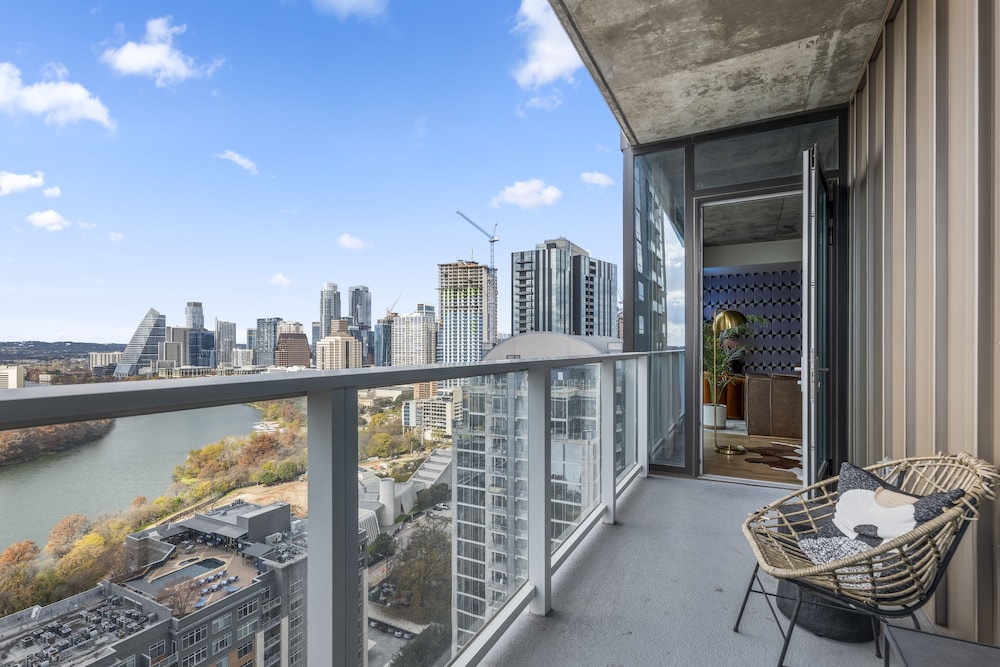Austin Condo Hotel - photo 656