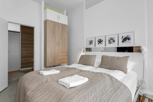 3BR City Center Mountain View & Free Parking