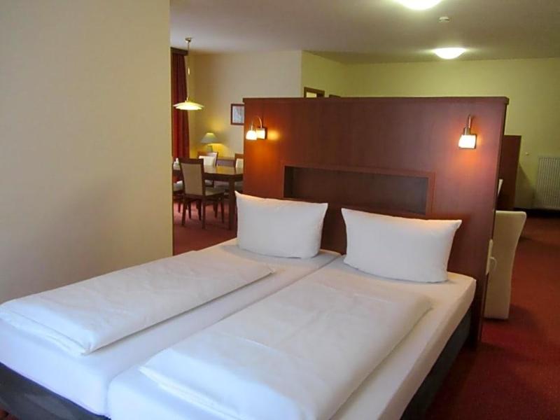 Das Kleine Amtshotel — Werbach — photo 5
