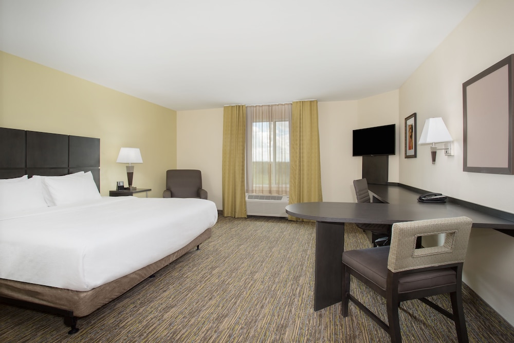 Candlewood Suites Longmont Boulder Area by IHG - photo 11