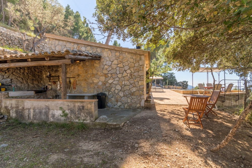 Valldemossa 2659 98 Mallorca — 4-Star Luxury Hotel in Valldemossa, Spain