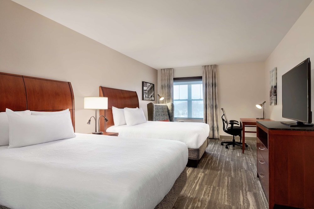 Hilton Garden Inn Troy - photo 10