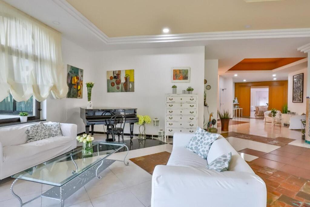 Hotel Delfa — hotel in Capaccio
