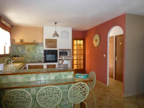 Les Gîtes de Cayenne Gîte Olivia in Uzes, France