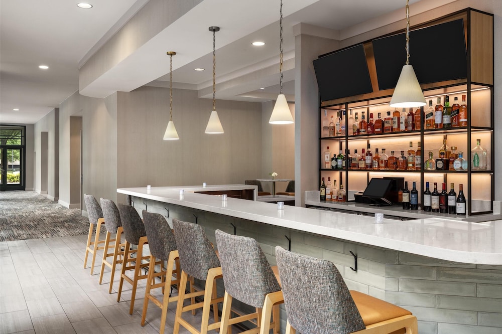 Hilton Garden Inn Arlington Shirlington - photo 51