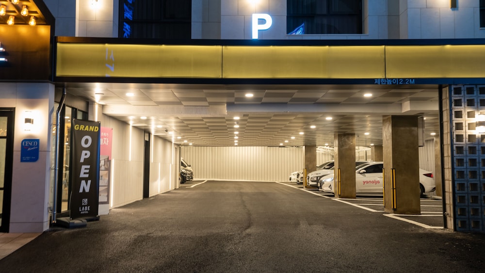 Labe Hotel - carbon neutral hotel in Jeonju