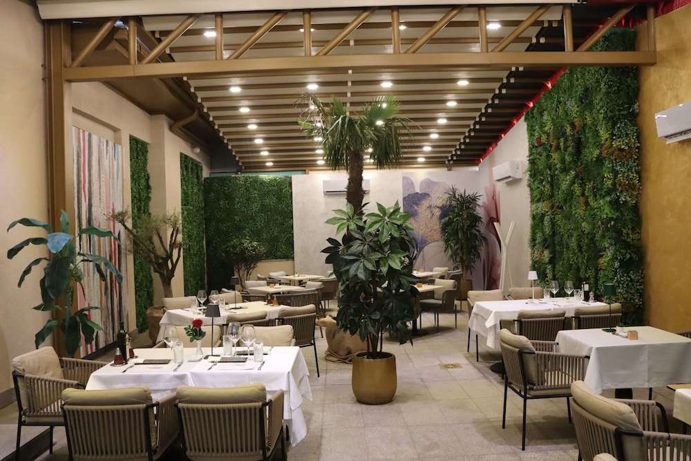 מזון ומשקאות