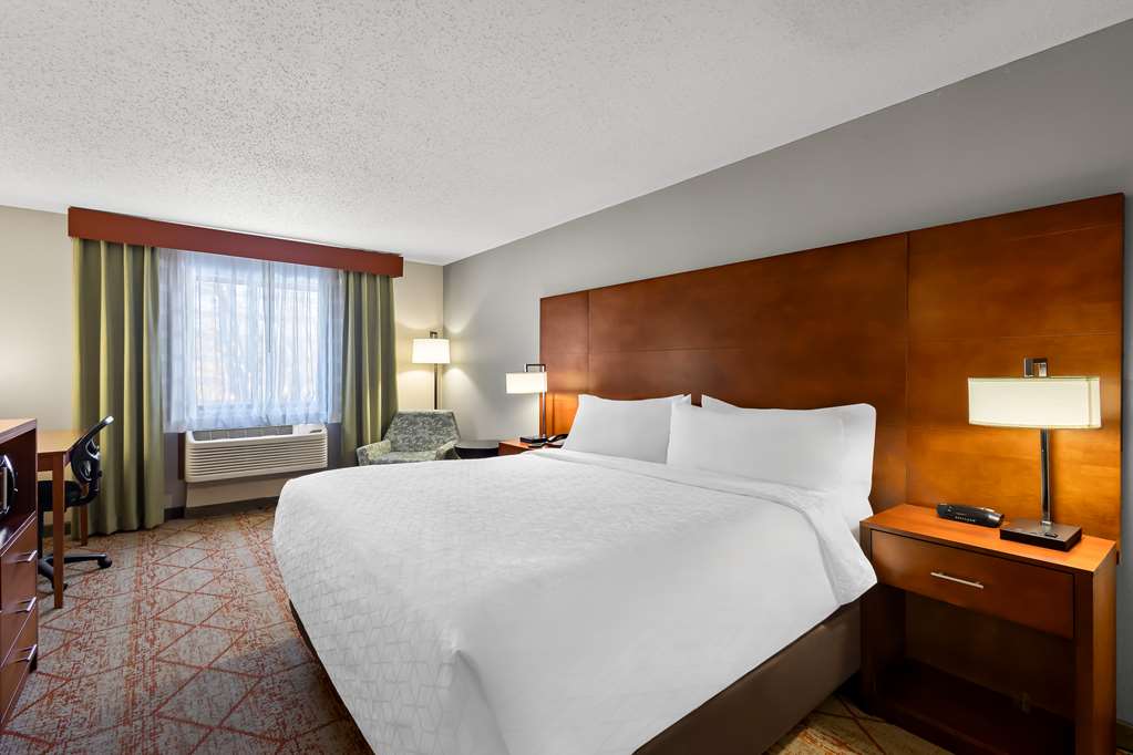 Best Western Fremont Angola I 80 90 Toll Road - photo 14