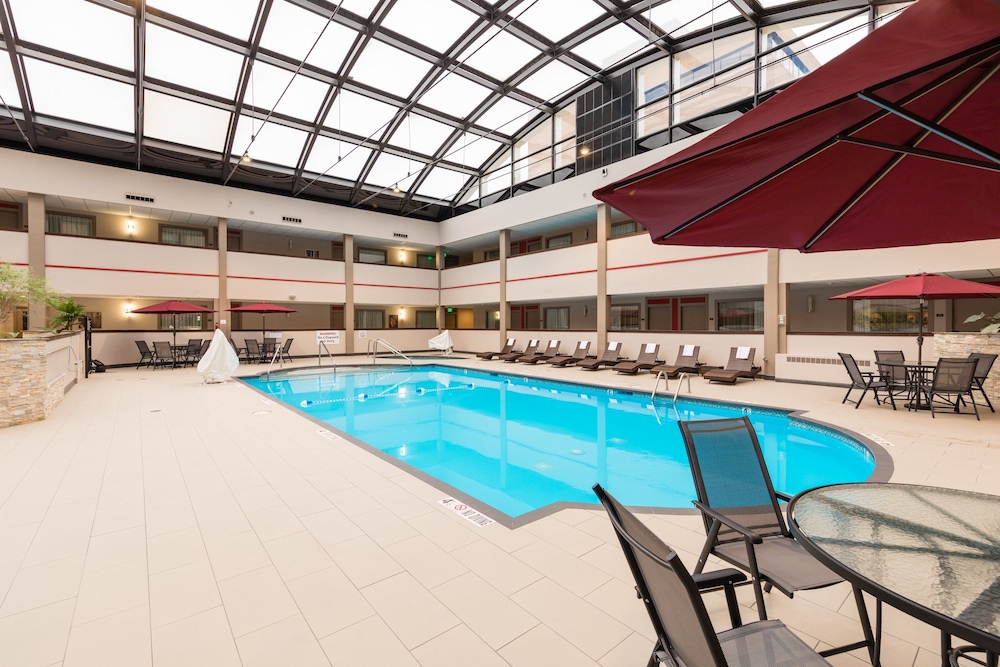 Holiday Inn Brookfield Milwaukee by IHG - photo 39