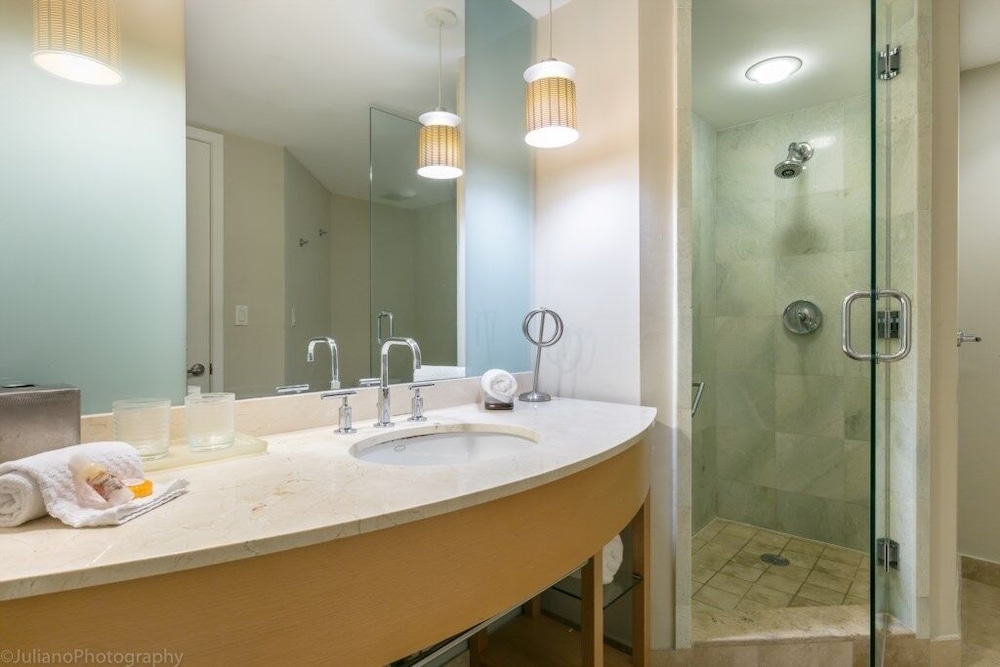 2 Br Luxury Suite In Marenas Beach Resort 2 Bedroom Condo by RedAwning - photo 16