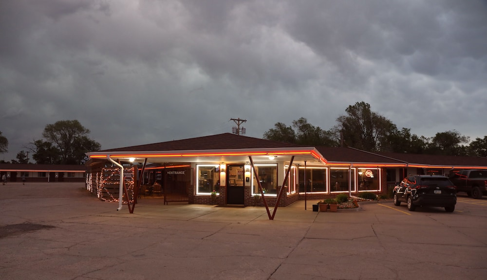 Raine Motel - photo 104