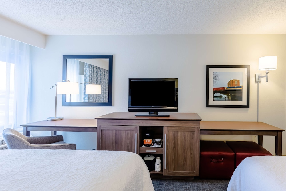 Hampton Inn Rochester South - photo 9