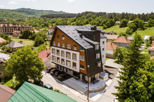 Modern Mountain II Central — 4-Star Luxury Hotel in Kolasin, Montenegro