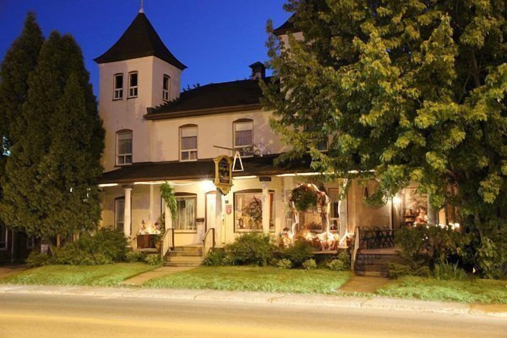 Auberge Les Deux Tours in Saguenay, Canada