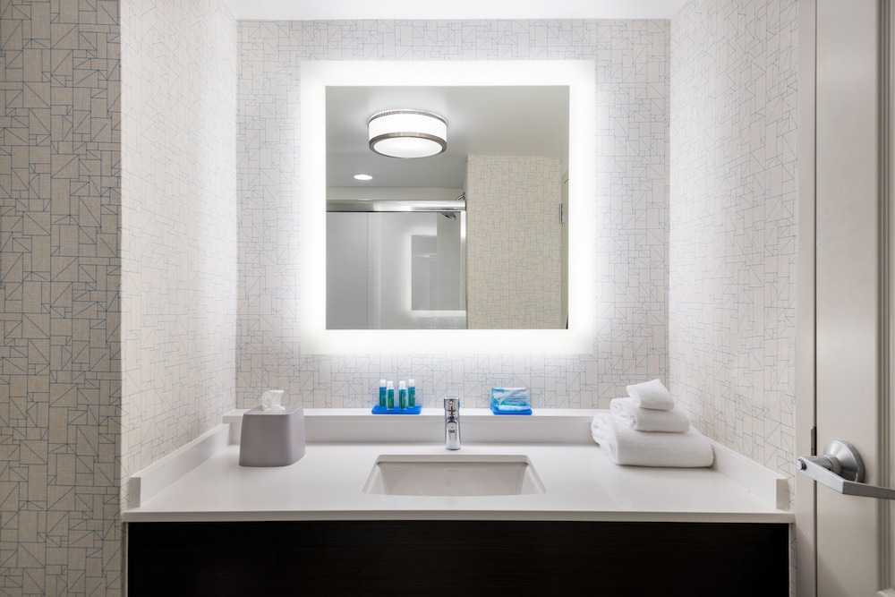 Holiday Inn Express & Suites Florence I 95 & I 20 Civic Ctr by IHG - photo 29