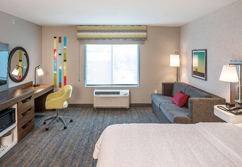 Hampton Inn Columbus NE - photo 34