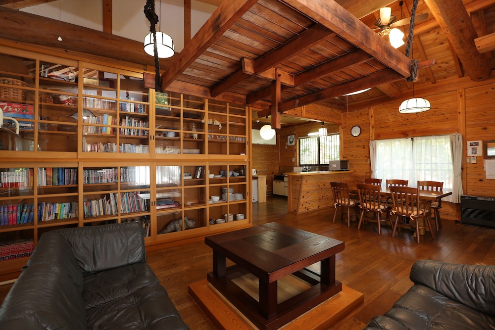 Suihoen - carbon neutral hotel in Gujo