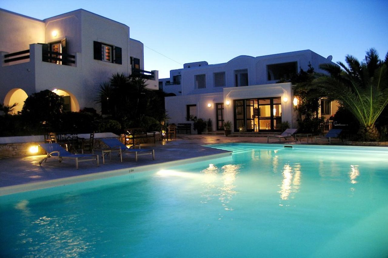 Keros Art Hotel in Mesaria, Greece