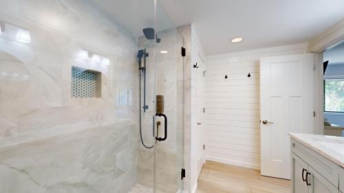 213 Turnberry Village - photo 12
